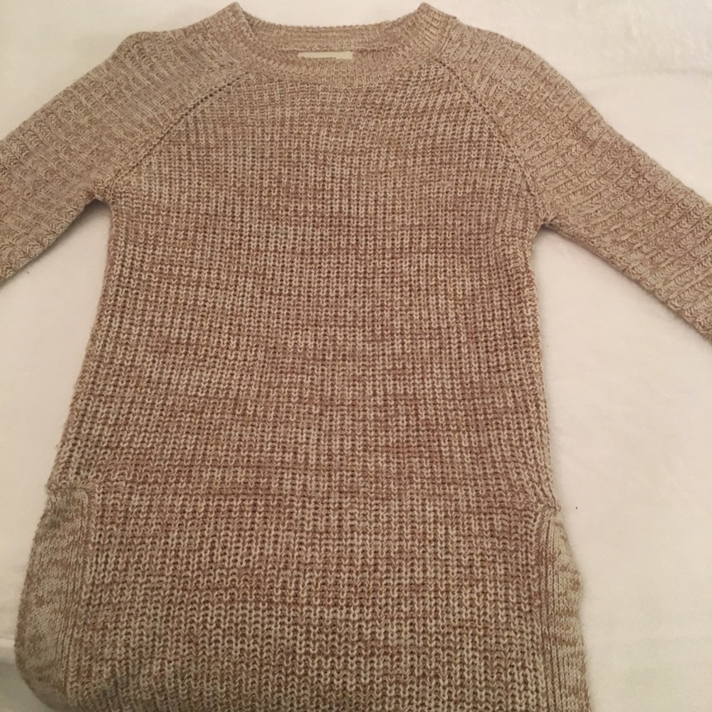 Brown sweater! Great with leggings